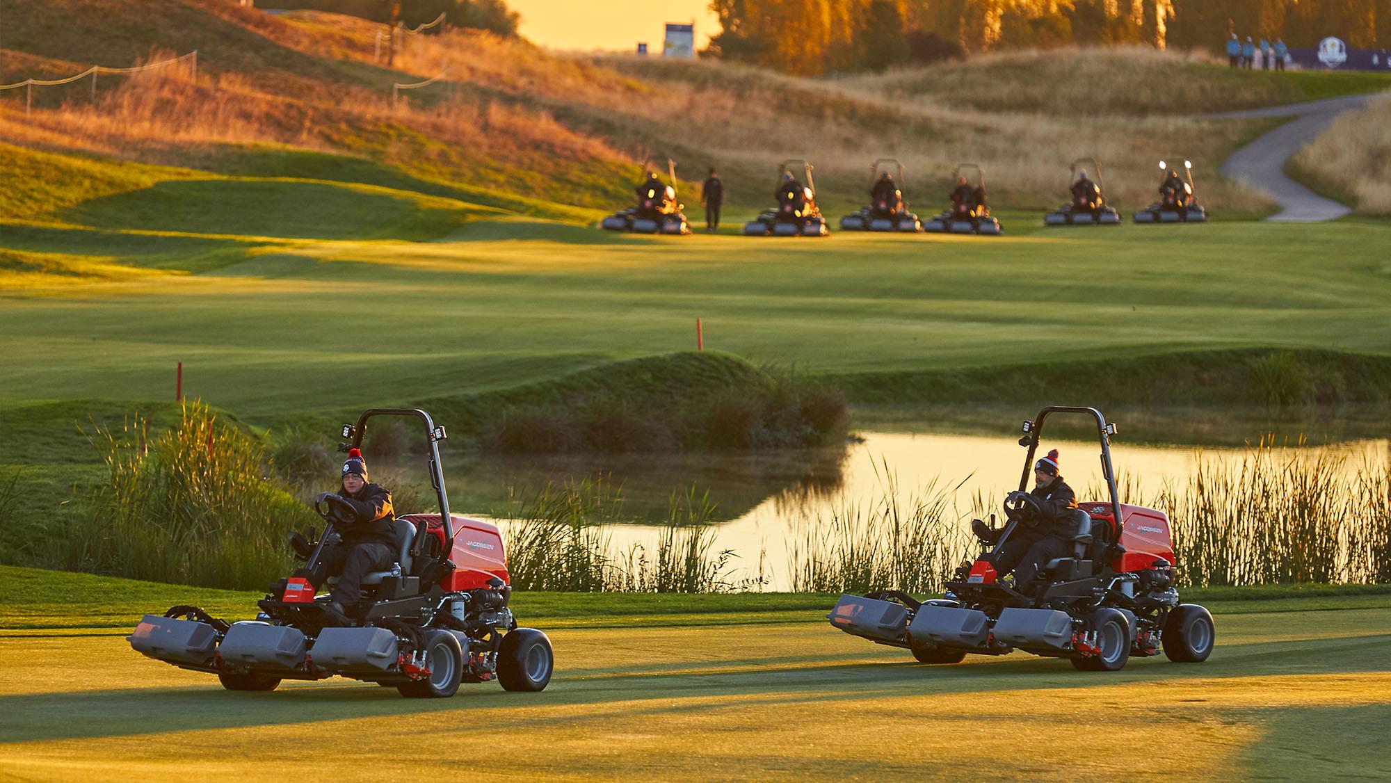 Jacobsen golf course discount mowers